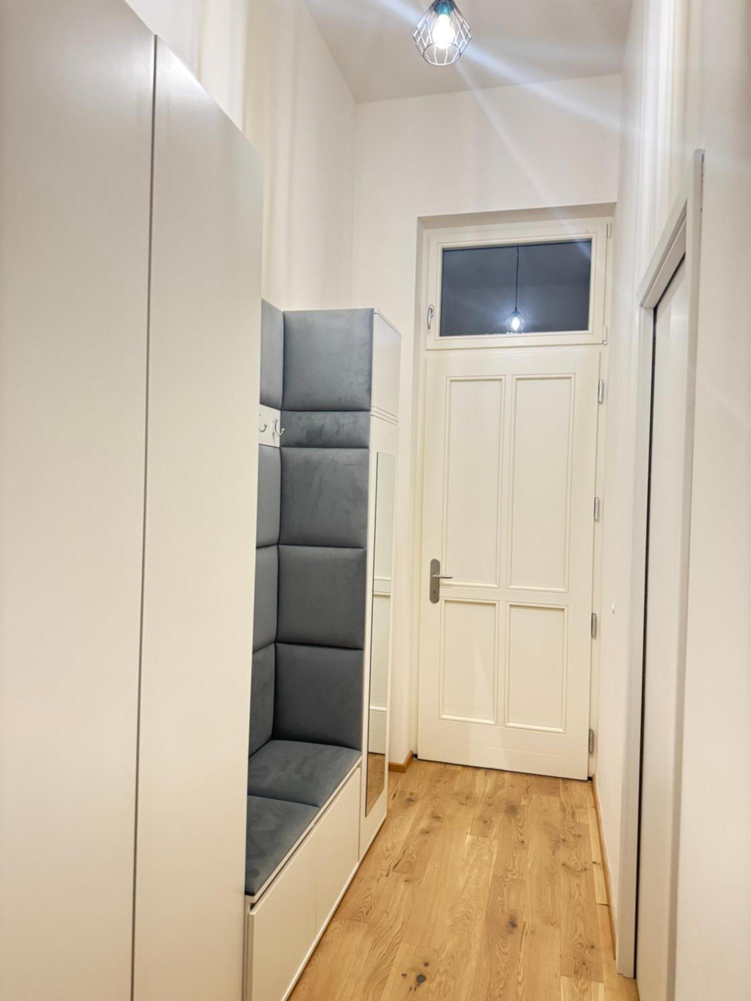 Free Parking - Cozy Apartment Near Vysehrad Railway Bridge Praga Esterno foto