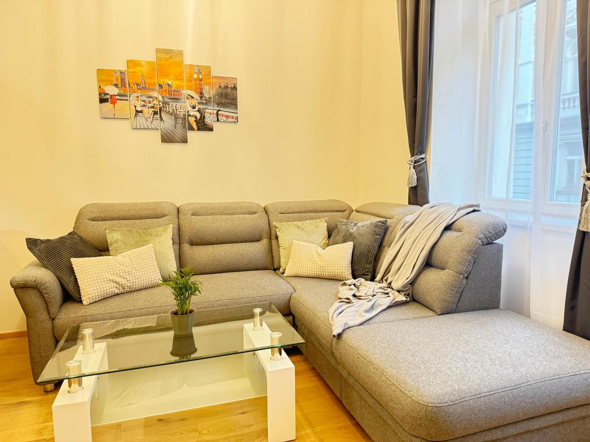 Free Parking - Cozy Apartment Near Vysehrad Railway Bridge Praga Esterno foto