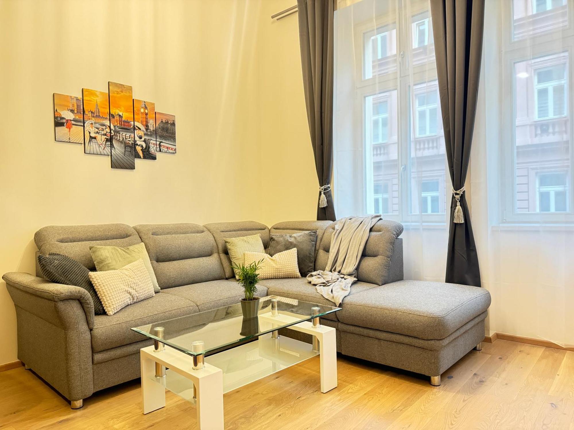 Free Parking - Cozy Apartment Near Vysehrad Railway Bridge Praga Esterno foto