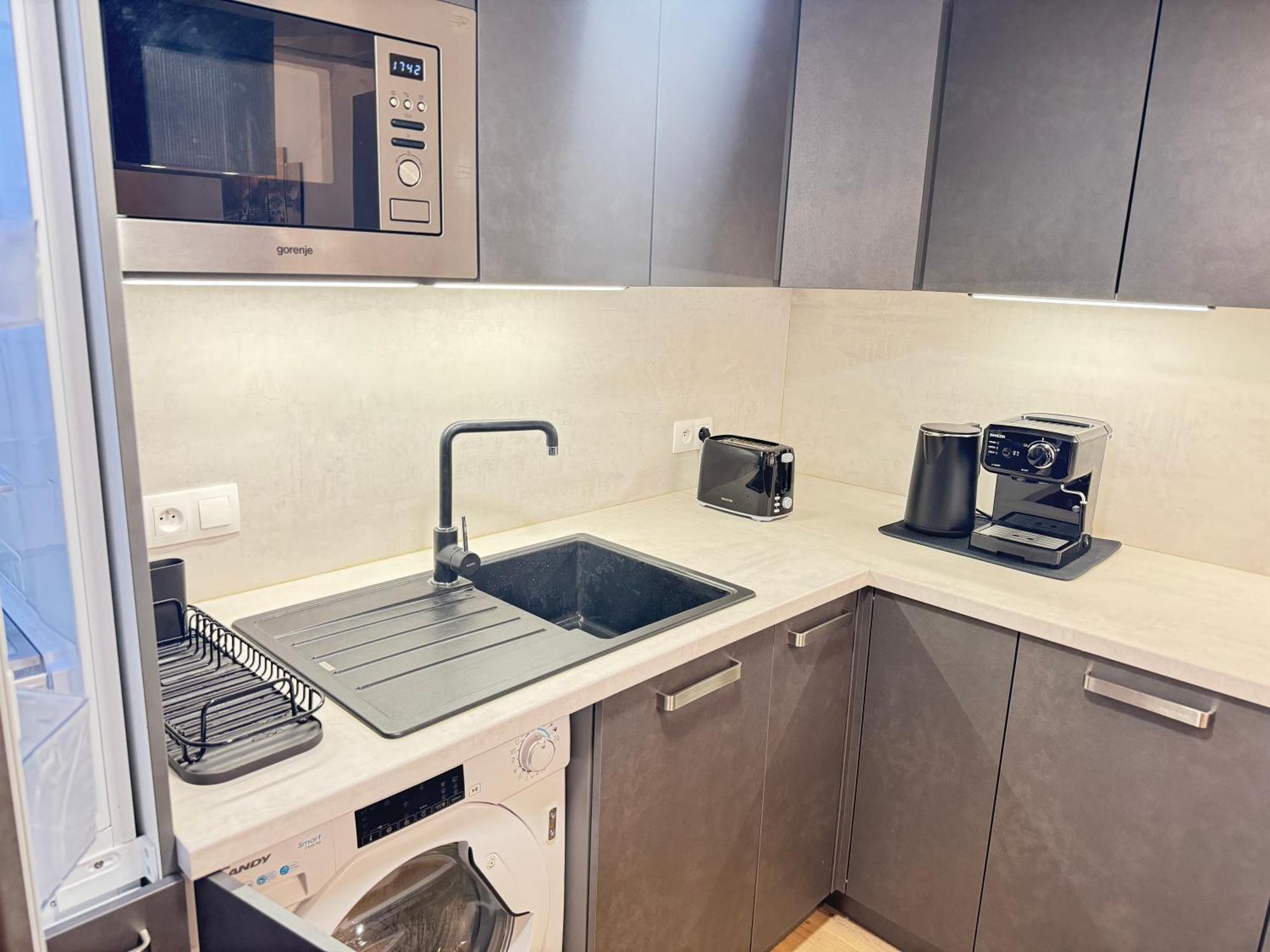 Free Parking - Cozy Apartment Near Vysehrad Railway Bridge Praga Esterno foto