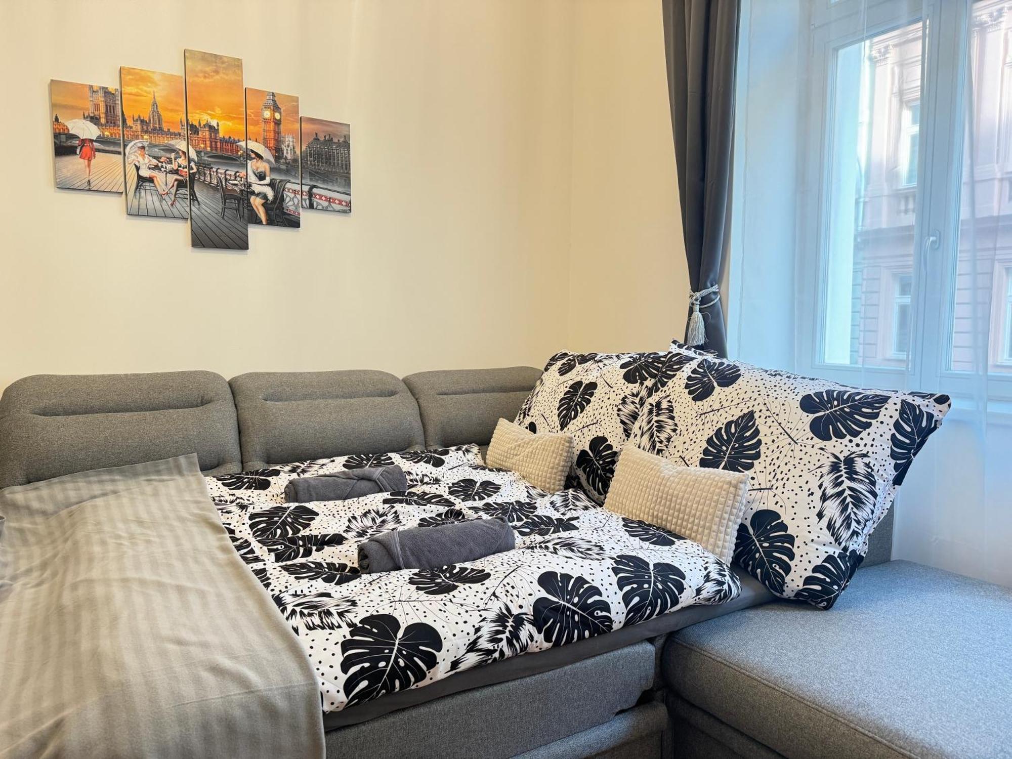 Free Parking - Cozy Apartment Near Vysehrad Railway Bridge Praga Esterno foto