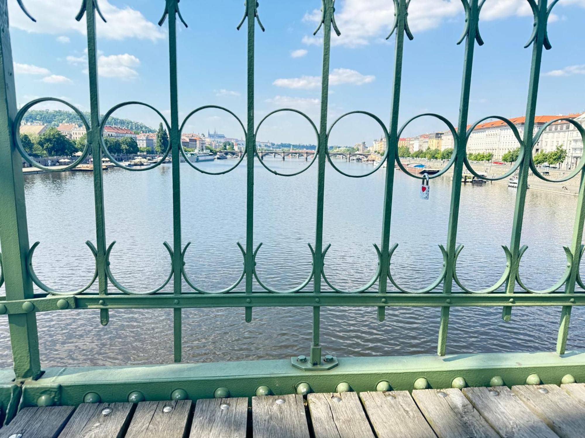 Free Parking - Cozy Apartment Near Vysehrad Railway Bridge Praga Esterno foto