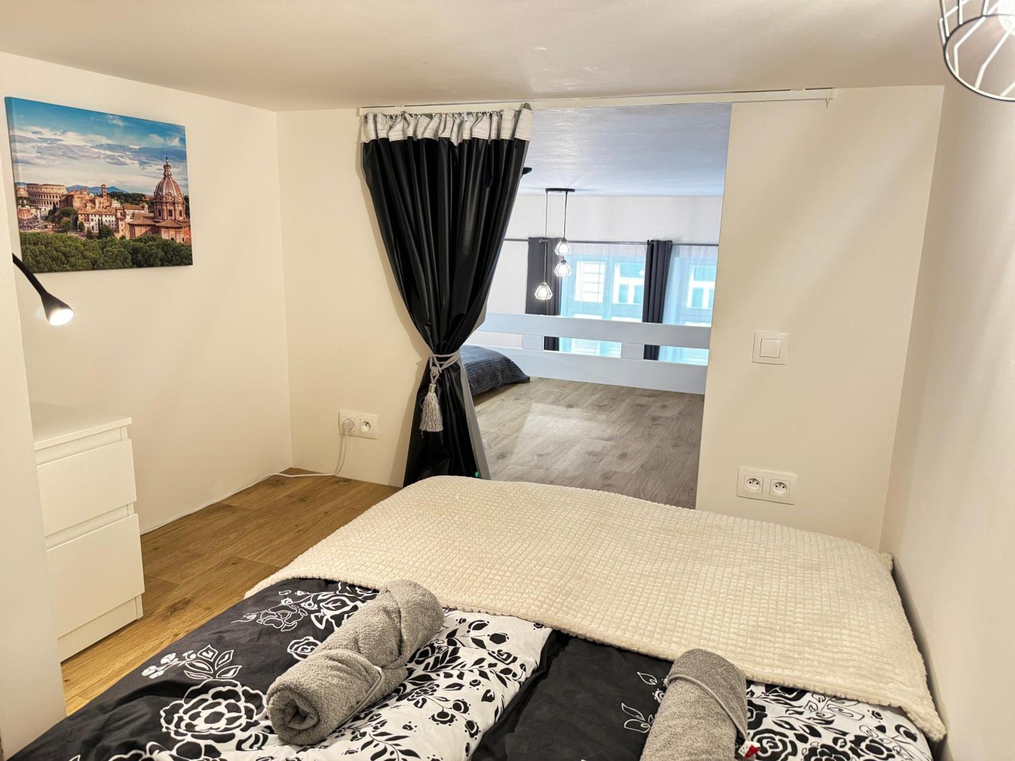 Free Parking - Cozy Apartment Near Vysehrad Railway Bridge Praga Esterno foto