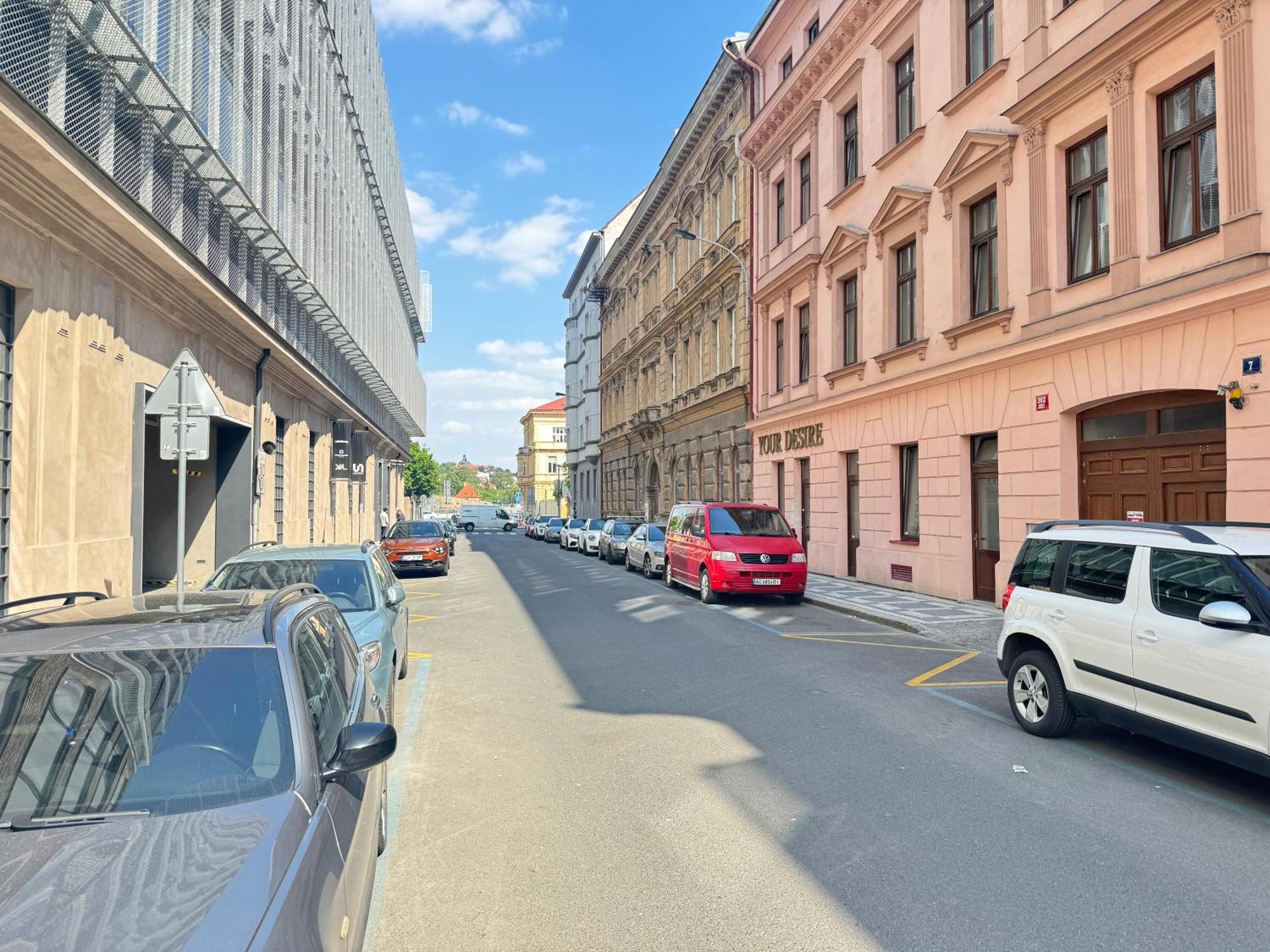 Free Parking - Cozy Apartment Near Vysehrad Railway Bridge Praga Esterno foto